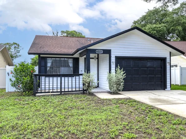 3331 Whispering Dr N, Largo, FL 33771