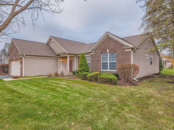 2457 Sandy Stream Ln, Elgin, IL 60124