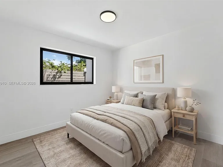 37 NW 59th St #4B — Photo 8