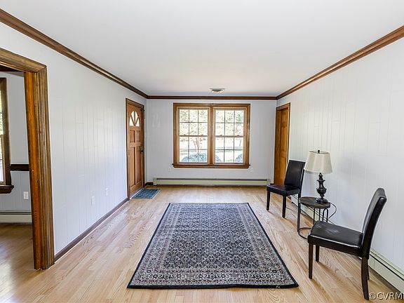 5th image of 3235 Black Creek Dr
