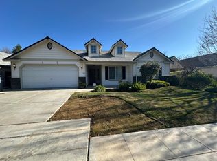 6678 N Western Ave, Fresno, CA 93722