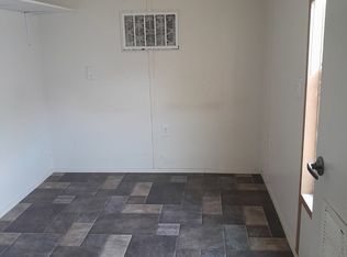 4527 Highway 90 #E8, Alleyton, TX 78935