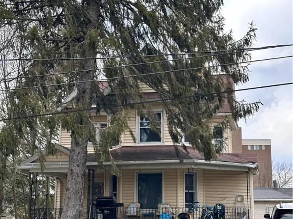41 E Ridge Ave, Sharpsville, PA 16150