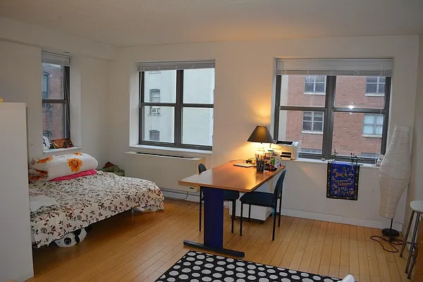 Rented by Corcoran | media 6