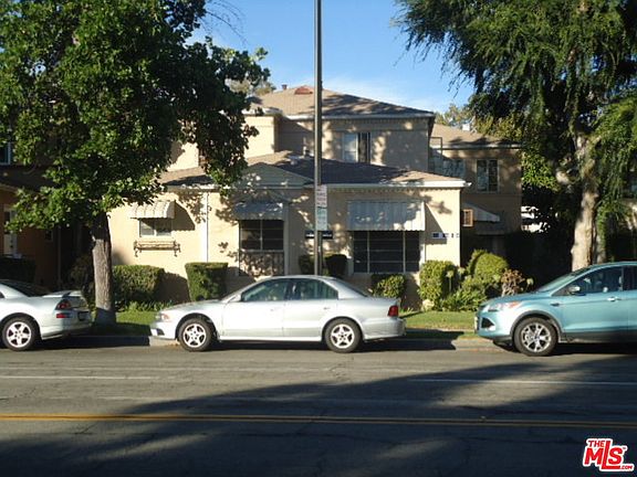 2nd image of 142 N Pass Ave