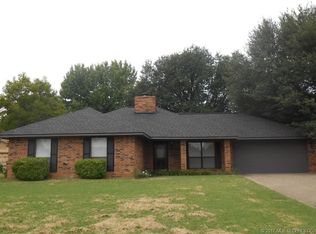 501 Meadowlark Ln, Durant, OK 74701