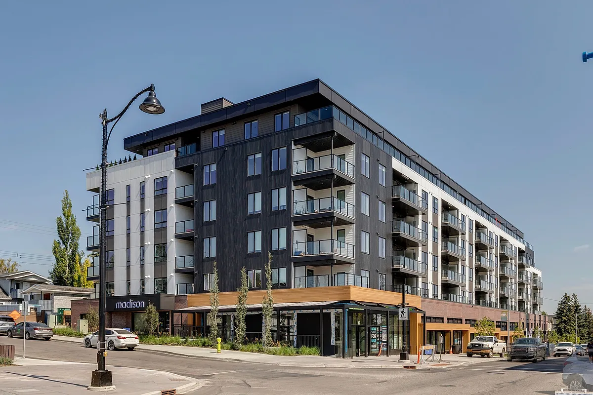 Building Photo - 3350 19th St SW