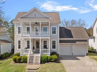 5595 Morris Hunt Dr, Fort Mill, SC 29708
