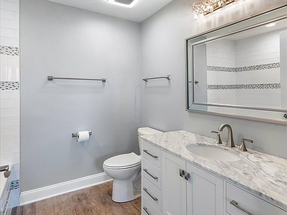 4th image of 77 S Evergreen Ave Unit 307