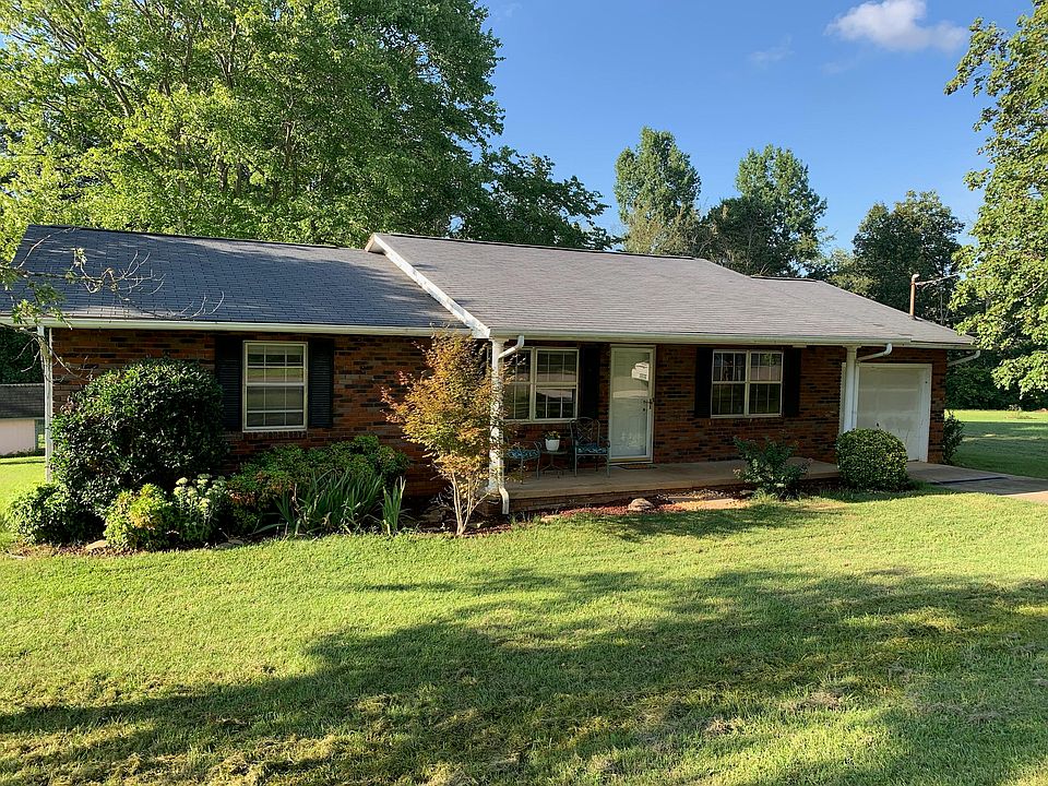 1st image of 3629 N Fountaincrest Dr