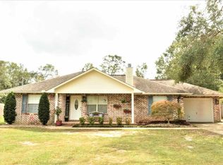 4931 Hyatt Ln, Pace, FL 32571
