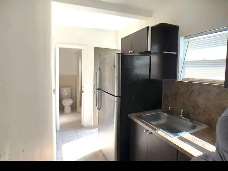 1506 SW 23rd Ave — Photo 11