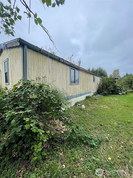 5th image of 7104 Ortelius Drive