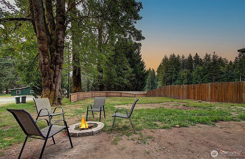 5th image of 16790 Lewis River Road