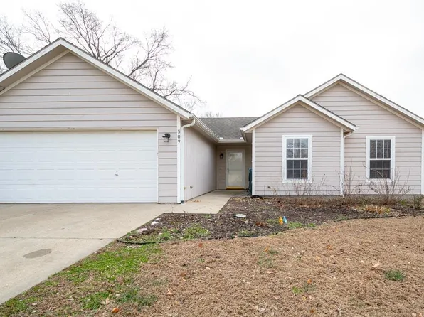 509 Herkimer St, Oskaloosa, KS 66066