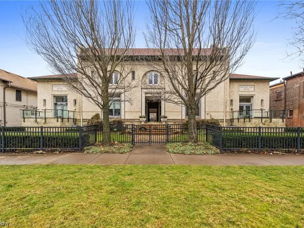 1201 Starkweather Ave #D, Cleveland, OH 44113