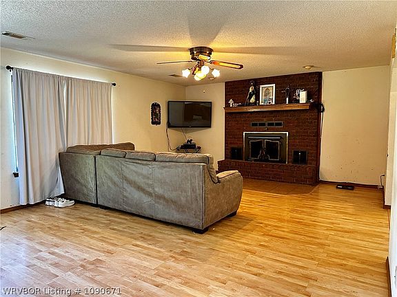 5th image of 4347 Anice Rd