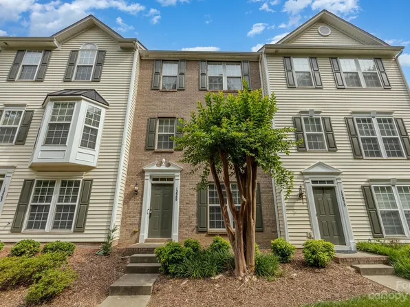 12869 Bullock Greenway Blvd #227, Charlotte, NC 28277
