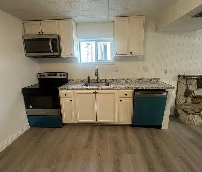 1416 W Harris Ave #2 — Photo 7