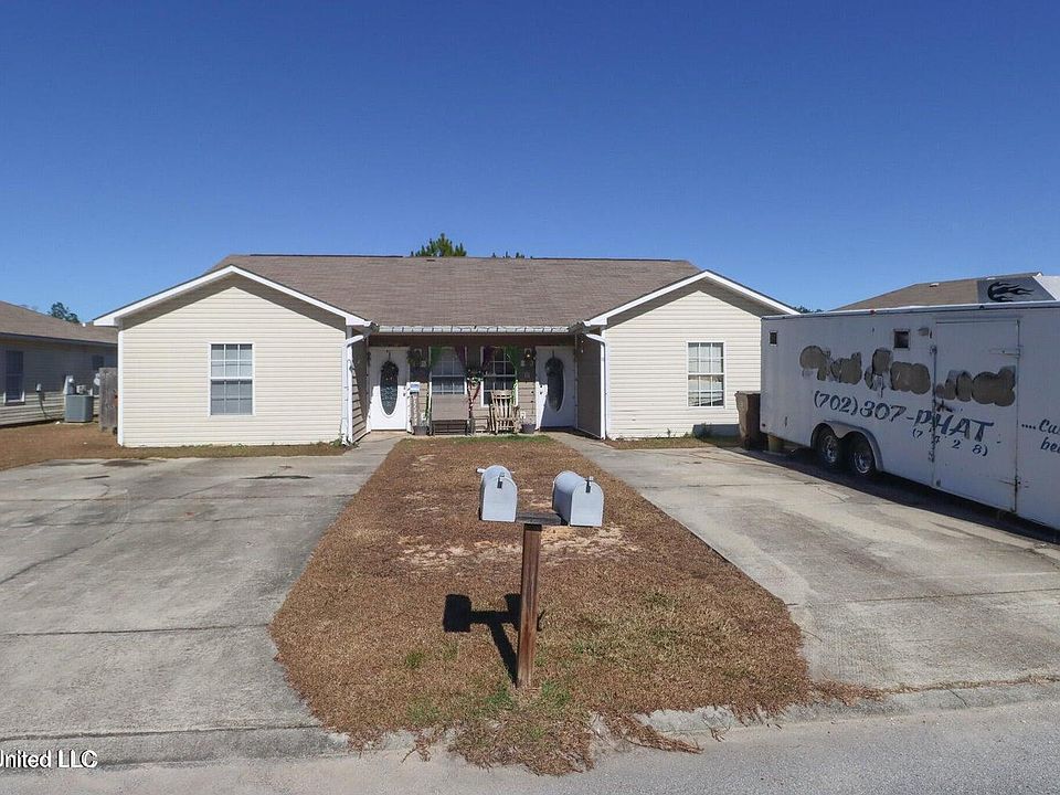 1st image of 17320/24 Avondale Cir