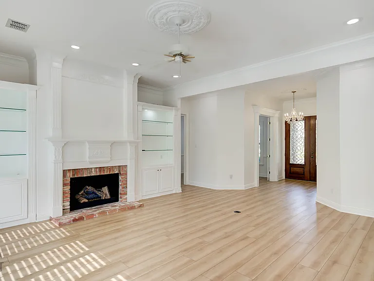 316 Autumn Ridge Dr — Photo 5
