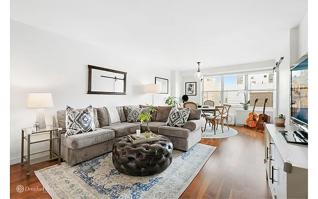 Sold by Douglas Elliman | media 16