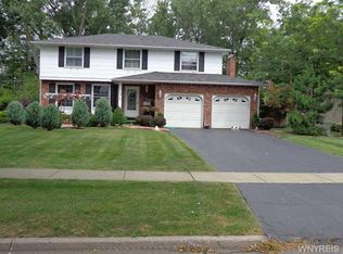 58 Bragg Ct, Williamsville, NY 14221