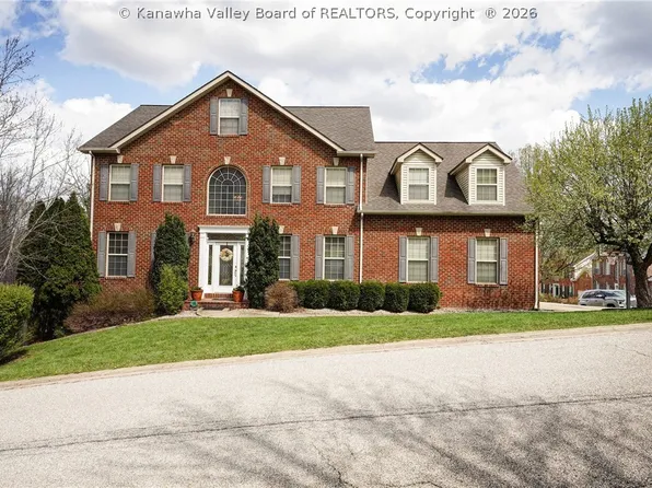 109 Yorktowne Pl, Charleston, WV 25309