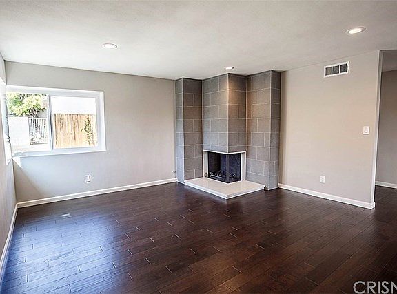 3rd image of 8736 E Fairview Ave