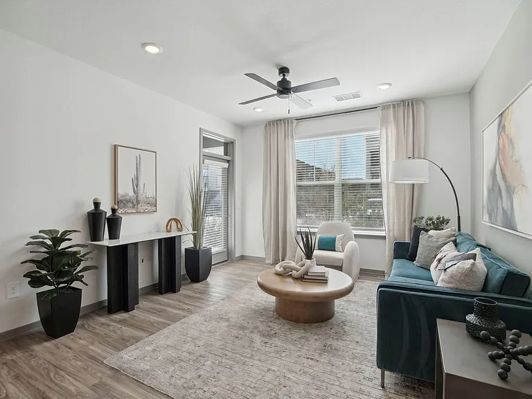 The Maddox Luxury Apartments — Photo 50