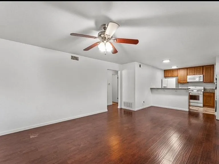 5912 Walerga Rd #1 — Photo 1