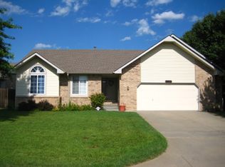 4882 E Willow Point Ct, Wichita, KS 67220
