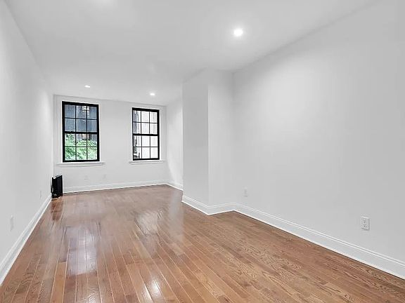 2nd image of 322 E 79th St APT 1B
