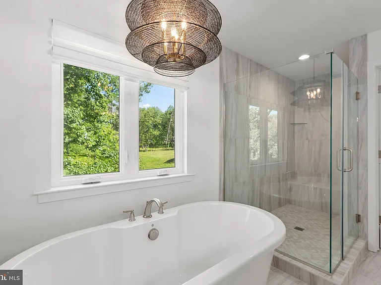 15 Grove Ln — Photo 29