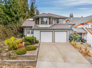 1821 Harbour St, Pt Coquitlam, BC V3C 1A4