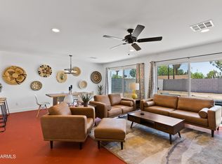 939 E Turney Ave, Phoenix, AZ 85014