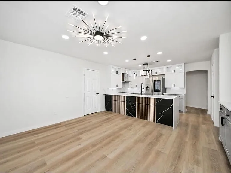 15719 Baytree Dr — Photo 6