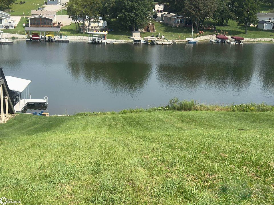 1st image of 643 S Ridge Park