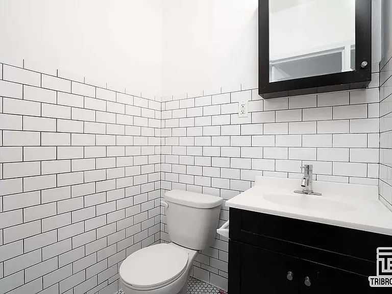 96 Moore St #3F — Photo 8