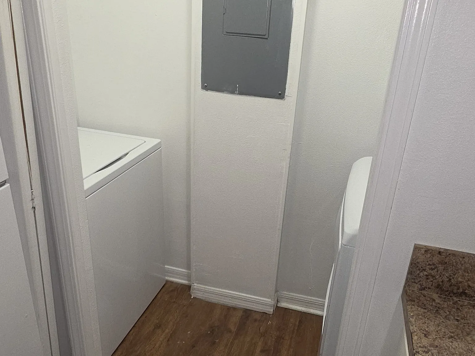 2 bed, 1008 sqft, $1,500 — Photo 4