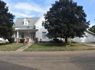203 S Illinois St, Lewistown, IL