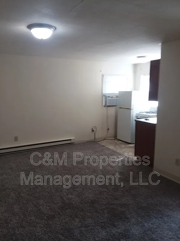 230 Ludlow Ave — Photo 1