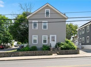 578 Weeden St, Pawtucket, RI 02860