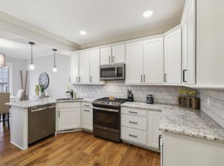 14036 Ridgemont Dr, Urbandale, IA 50323