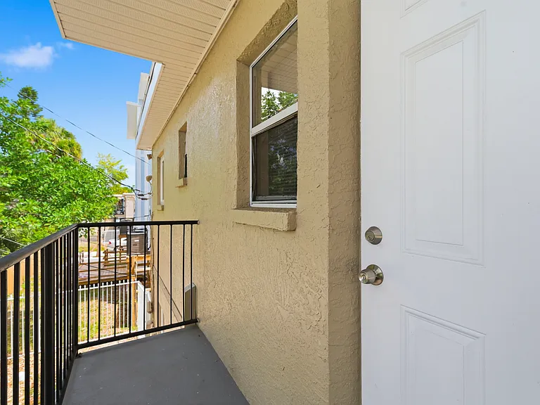 1799 Russell St S #3 — Photo 26