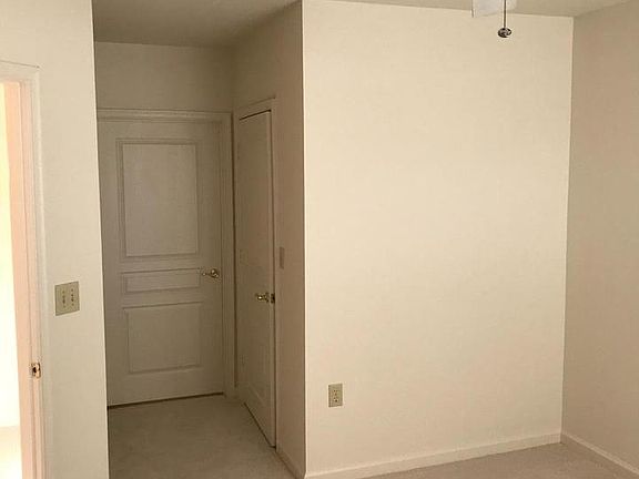 3rd image of 2204 Westcourt Ln APT 207