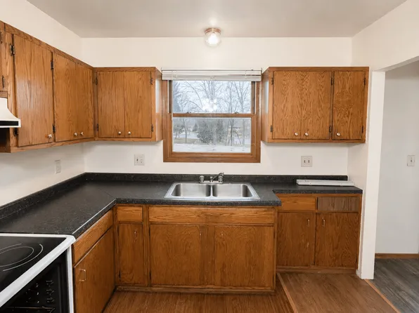 Chapel Drive Apartments, 876 Chapel Dr #18846249, Milton, WI 53563