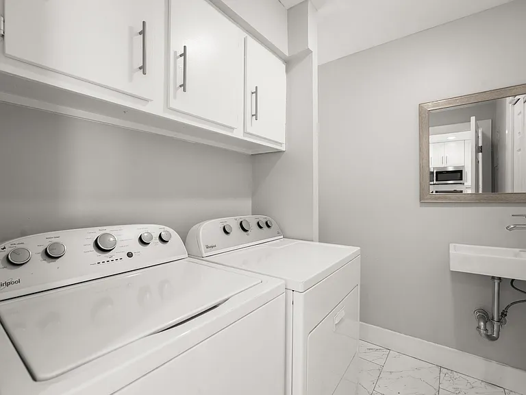 6410 Chimney Creek Cir #B — Photo 26