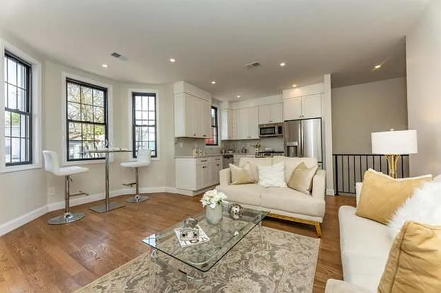 253 Hancock Ave #2 — Photo 5