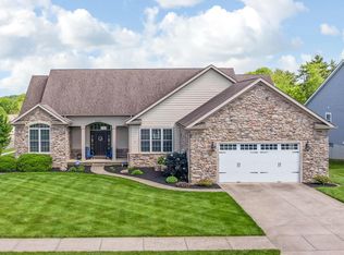 2036 Amber Wood Pl, Lancaster, OH 43130